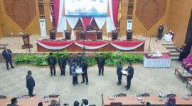 Rapat paripurna DPRD Samarinda. (Istimewa)