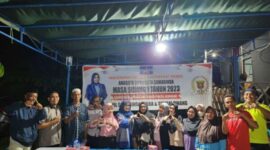 Foto bersama warga usia agenda reses. (Foto: istimewa)