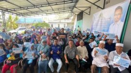 Ketua Fraksi PAN DPRD Kaltim, Baharuddin Demmu gelar Sosper di Kelurahan Bukit Merdeka, Samboja. (Foto: Ist)