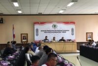 Suasana RDP DPRD Kaltim bersama PT MHU dan Kelompok Tani Sriwarga Desa Loa Duri Ulu. (Foto: InfoNusa.co/ARF)