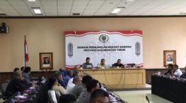 Suasana RDP DPRD Kaltim bersama PT MHU dan Kelompok Tani Sriwarga Desa Loa Duri Ulu. (Foto: InfoNusa.co/ARF)