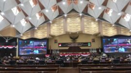 Potret Suasana Rapat Paripurna ke-10 DPRD Kaltim. (Foto: InfoNusa.co/ARF)