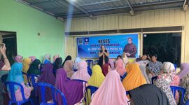 Suasana gelaran Reses oleh Anggota Komisi II Dewan Perwakilan Rakyat Daerah Kota Samarinda, Novi Marinda Putri di Kelurahan Lok Bahu Kecamatan Sungai Kunjang 