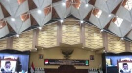 Rapat Paripurna ke-17 DPRD Kaltim. (Foto: infonusa.co/ARF)