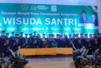 Proses pelaksanaa wisuda MTs dan MA Darussalam Boarding School (foto: istimewa)