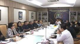 Rapat Pimpinan DPRD Kaltim bersama Ketua Fraksi, Ketua Komisi dan Ketua Badan DPRD Kaltim. (Foto: infonusa.co/ARF)