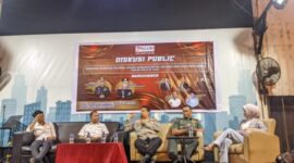 Suasana diskusi publik dengan tema “Persiapan Generasi Milenial dalam Mengantisipasi Isu SARA dan Hoaks Menyambut Tahun Politik 2024.” Oleh Dewan Pimpinan Wilayah Kesatuan Mahasiswa Indonesia (DPW Kesmi) Kaltim (foto:ist)