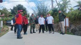 Wakil bupati kukar Rendi Solihin saat tinjauan lapangan (istimewa)