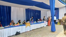 Suasana gelar pangan murah di halaman Dinas Ketahanan Pangan dan Pertanian Kota Samarinda (Istimewa)