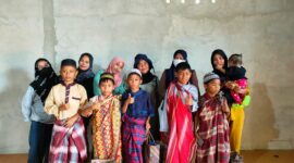 Foto bersama peserta khitanan masala (ist)