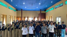 Foto besama seusai menyampaikan materi (foto : istimewa) 
