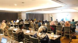 foto : Suasana pembukaan kegiatan Pelatihan Website Desa di Vasa Hotel Surabaya. (Ft : Ist) 