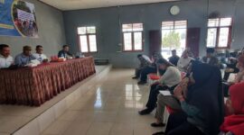 foto : Suasana FGD yang dihadiri Deputi Sosbudpemas OIKN, Alimuddin. 