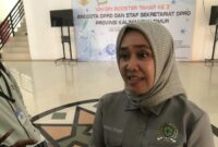 Foto: Ketua Pansus Pembahas Ranperda Pondok Pesantren, Mimi Meriami BR Pane. 
