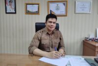 foto : Kepala DP3A Kukar, Bambang Arwanto