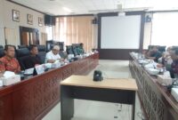 Foto: Suasana RDP Komisi II DPRD Kaltim Bersama Dinas Perindustrian, Perdagangan, Koperasi dan UMKM (Disperindagkop) Kaltim. 