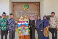 Foto: Kunjungan guru dan siswa/i Mts Negeri Samarinda ke DPRD Kaltim.