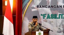 Foto: Wakil Ketua DPRD Kaltim, Seno Aji saat membuka agenda Uji Publik Ranperda tentang Fasilitasi Penyelenggaraan Pendidikan Pondok Pesantren.