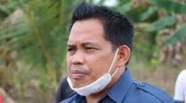 LURAH MALUHU , TRI JOKO KUNCORO (foto: infonusa.co/HO)