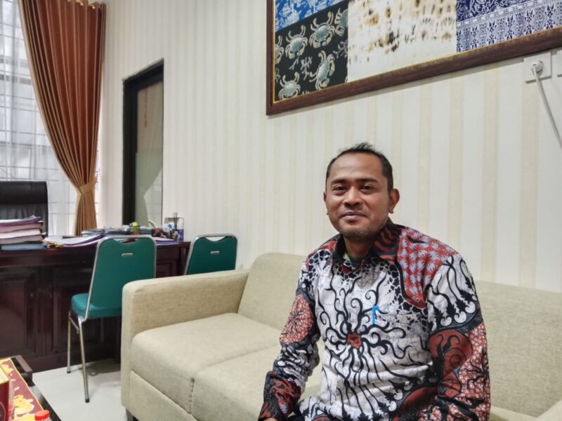 Kabid Pembinaan SMK, Surasa.