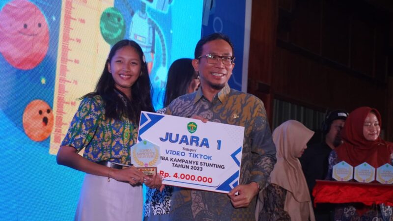 SMA 1 Sendawar yang meraih juara kategori lomba stunting vidio tiktok.