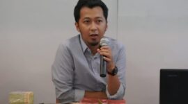 Direktur SeMAR'T POLITICA, Gery