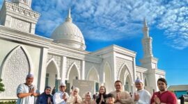 Peresmian Masjid dan Ponpes Aubry Berhadiah Umroh
