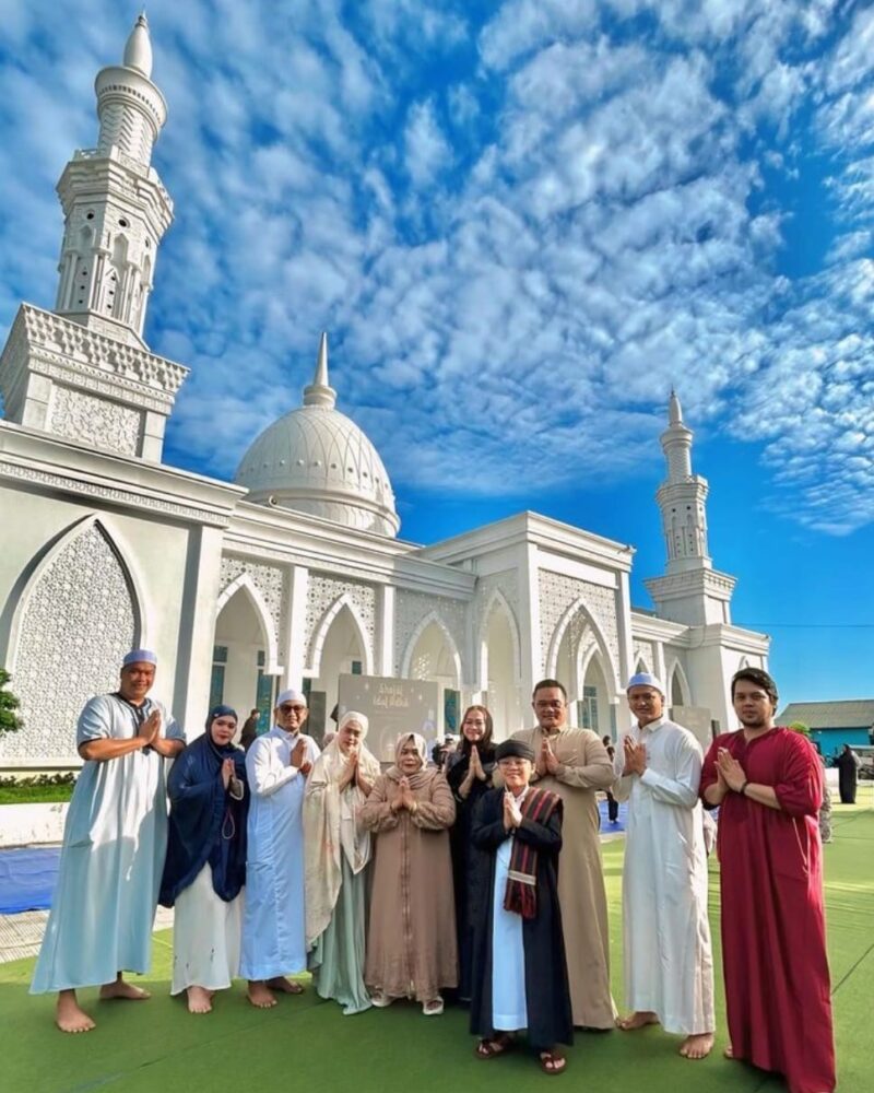 Peresmian Masjid dan Ponpes Aubry Berhadiah Umroh