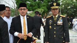 foto : Anggota DPRD Kaltim, Sapto Hadiri Upacara Hari Pahlawan ke-79. (Humas Sekretariat DPRD Kaltim)
