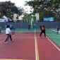Para Pelajar Bermain Olaharaga Picklee Ball