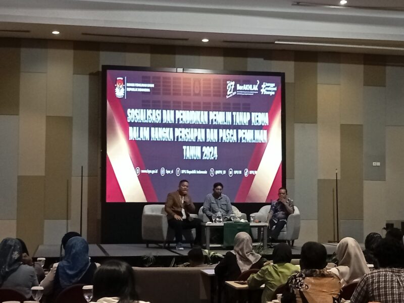 Anggota Komisi II DPR RI, Edi Oloan Pasaribu. Sosialisasikan Pilkada Serentak (IN). 