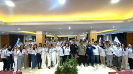 Foto bersama Dispora Kaltim dan Peserta Pelatihan Public Speaking (Foto : IN)