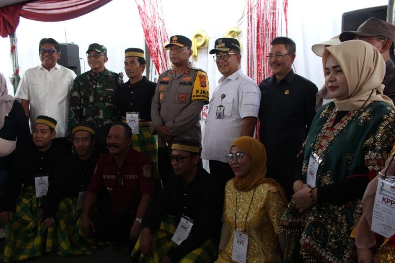 DPRD Kaltim bersana Rombongan Pj Gubernur Kaltim.