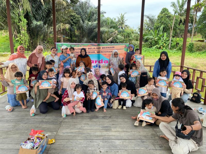 Foto bersama Anak dan Orang tua Peserta Garda Kids