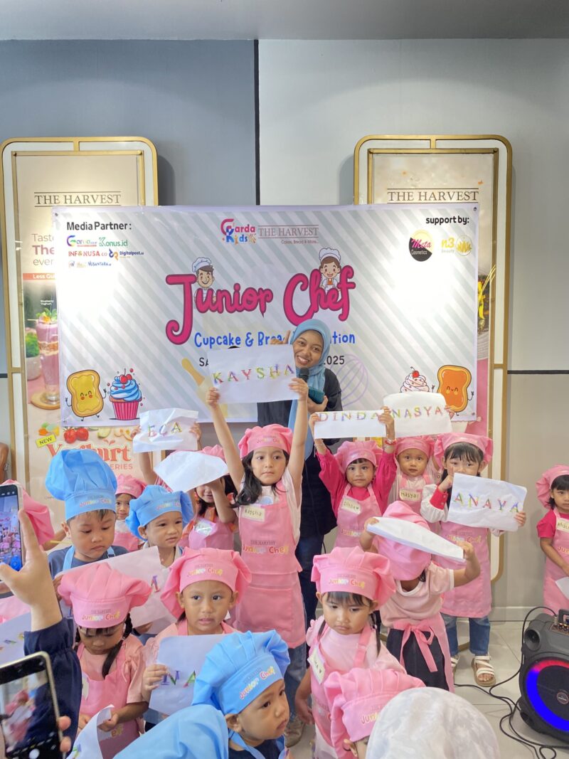 Foto Bersama Dengan Peserta Garda Kids (IN)