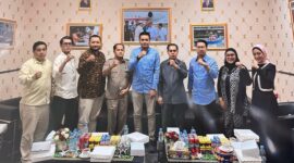 HIPMI Kaltim Foto Bersama Ketua DPRD Kota Samarinda