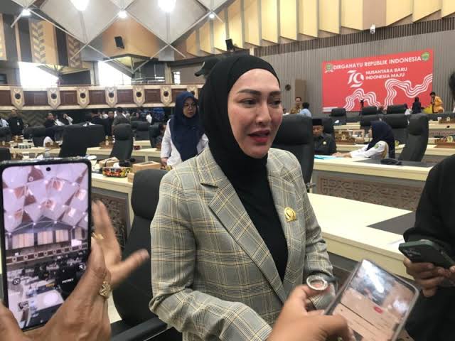 Anggota Komisi II DPRD Kaltim, Shemmy Permata Sari