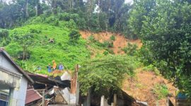 Kondisi Tanah Longsor di Kelurahan Lempake (foto)