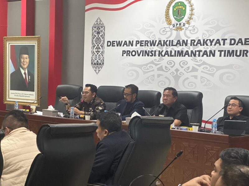 RDP Komisi II DPRD Kaltim Terkait Insiden Penabrakan Jembtan pada 26 April 2025 (foto : Humas DPRD Kaltim)