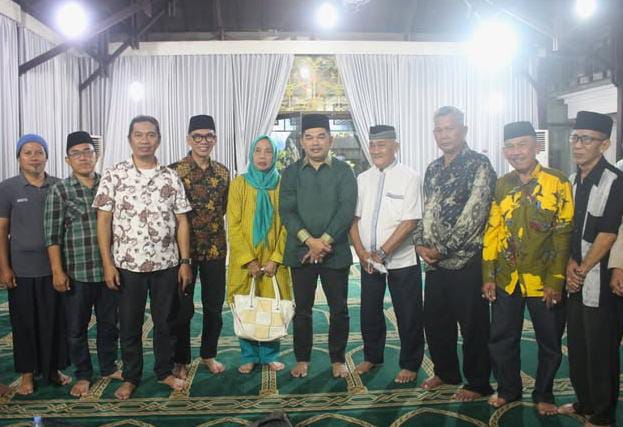 Suasana saat Hasanuddin Mas'ud Silaturahmi Bersama Keluarga Besar Balanipa Mandar