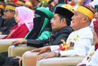 Hasanuddin Mas'ud saat menghadiri kegiatan Balanipa Mandar dan diberi Gelar Kehormatan Kerajaan, pada (04/05/2025) di Ruang Olah Bebaya Kantor Gubernur Kaltim (foto : Humas DPRD Kaltim)
05/04/2025