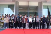 Wakil Ketua DPRD Kaltim saat Sambut Rombongan Komisi III DPR RI di Bandara Sepinggan Balikpapan (Humas DPRD Kaltim)