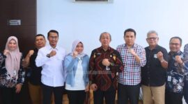 Foto Bersama Tim Pansus LKPJ Gubernur Kaltim yang Lakukan Kunjungan ke Kemendagri (Foto : Humas DPRD Kaltim)