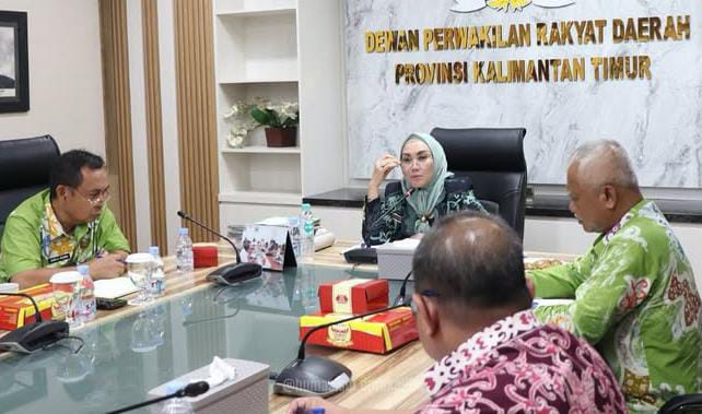 Rapat Internal Sekretaris DPRD Kaltim dalam Rangka Tindak Lanjut Arahan Gubernur (Humas DPRD Kaltim)