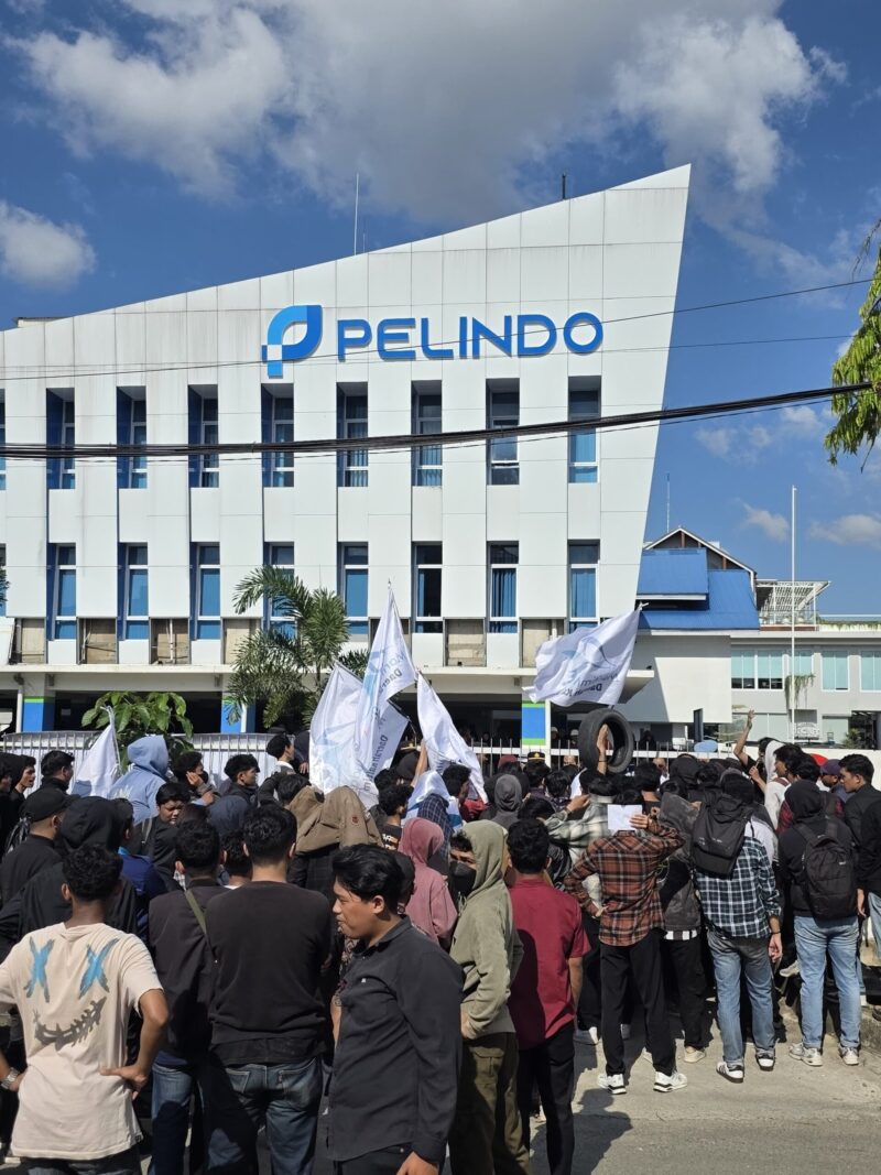 Kondisi Aksi Maritim Muda Kaltim di Depan Kantor Pelindo IV Cabang Samarinda (Ft : Infonusa.co)