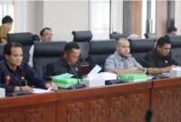 Rapat Dengar Pendapat (RDP) Komisi III DPRD Kaltim Bersama Dinas PUPR-PERA. (Humas DPRD Kaltim).