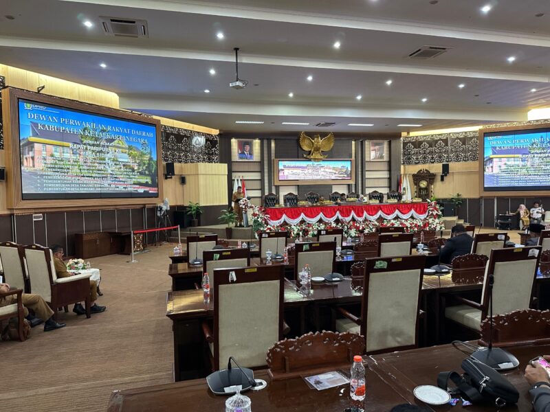 Rapat Paripurna ke-8 DPRD Kukar. (Info Nusa)