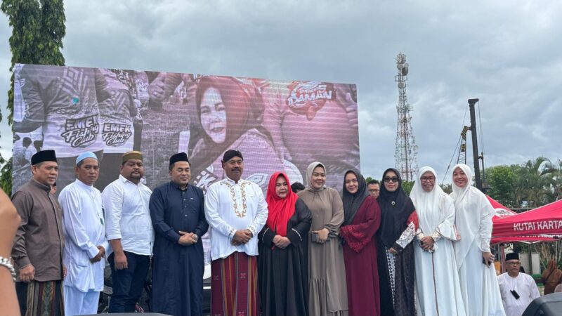 Ketua DPRD Kukar Ahmad Yani saat hadiri kegiatan serah terima jabatan Bupati Kukar. (Infonusa)