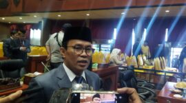 Jhon Kenedy Soroti Kerusakan Jalan di PPU, Minta Pemerintah Prioritaskan Perbaikan Infrastruktur