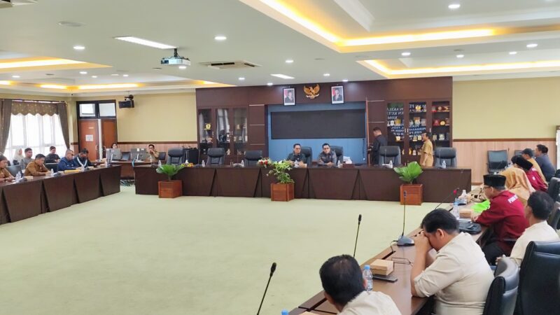 RDP Komisi II DPRD Kukar terkait permasalahan PDAM di Loa Duri Ulu dan sekitarnya.